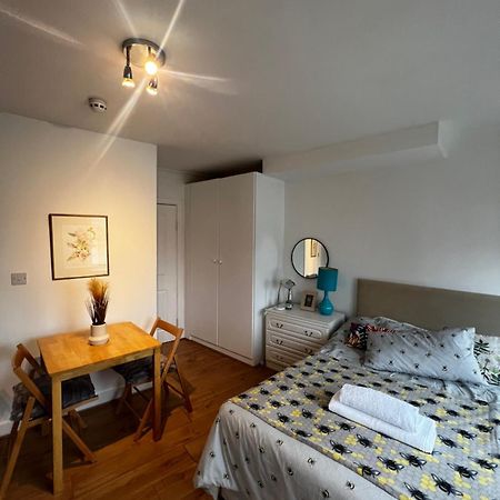Flat In London Apartment Exterior photo